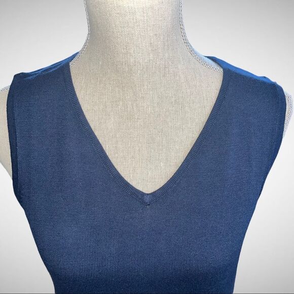 H by Halston QVC Sleeveless V-Neck Tunic with Slits New without Tags Size Small - Picture 4 of 7